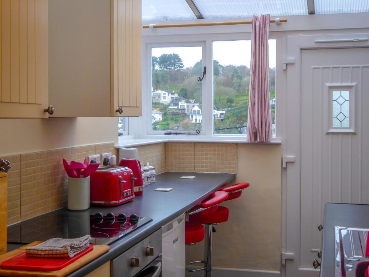 Apartamento Looe Self Catering Exterior foto