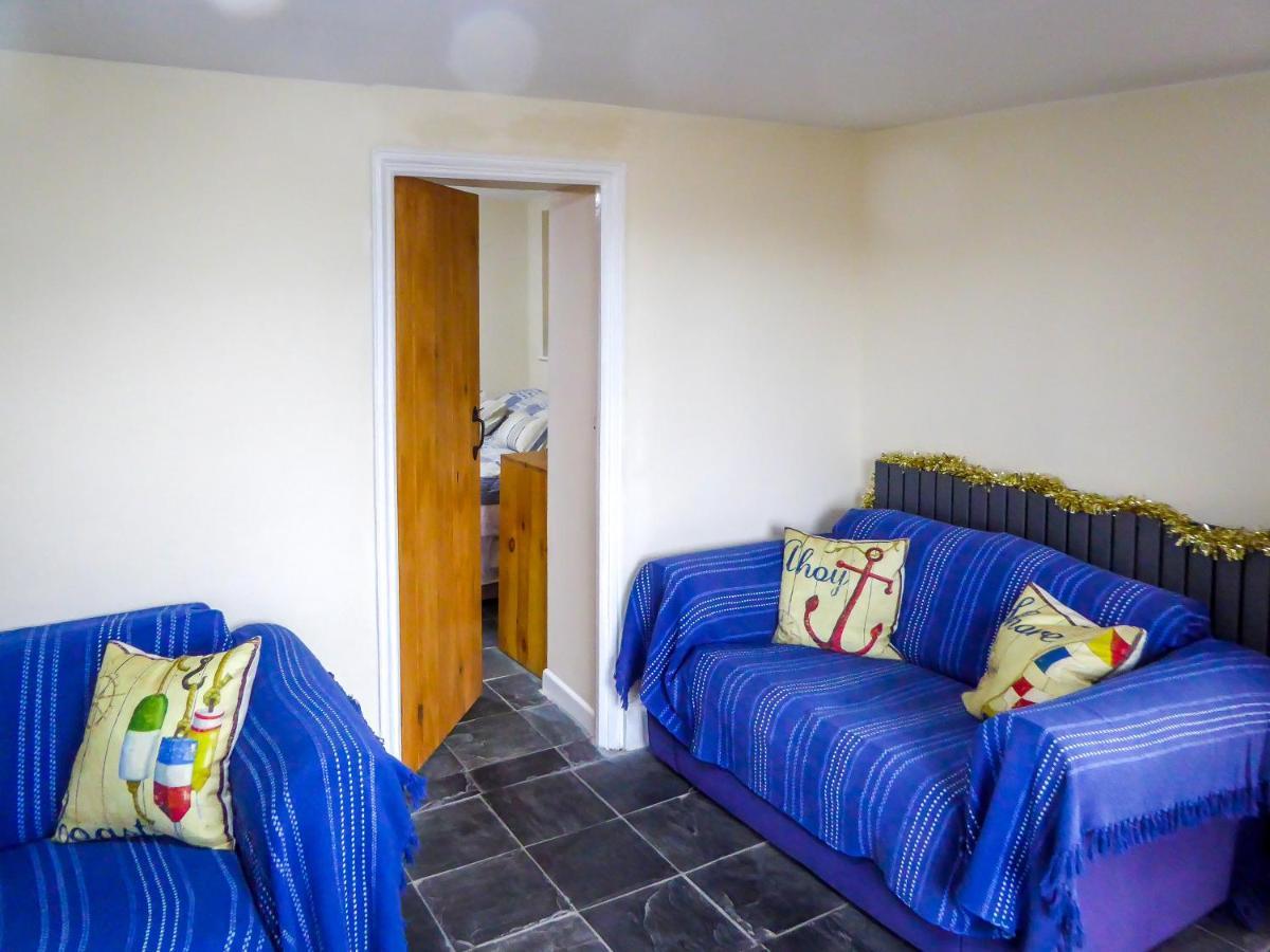 Apartamento Looe Self Catering Exterior foto