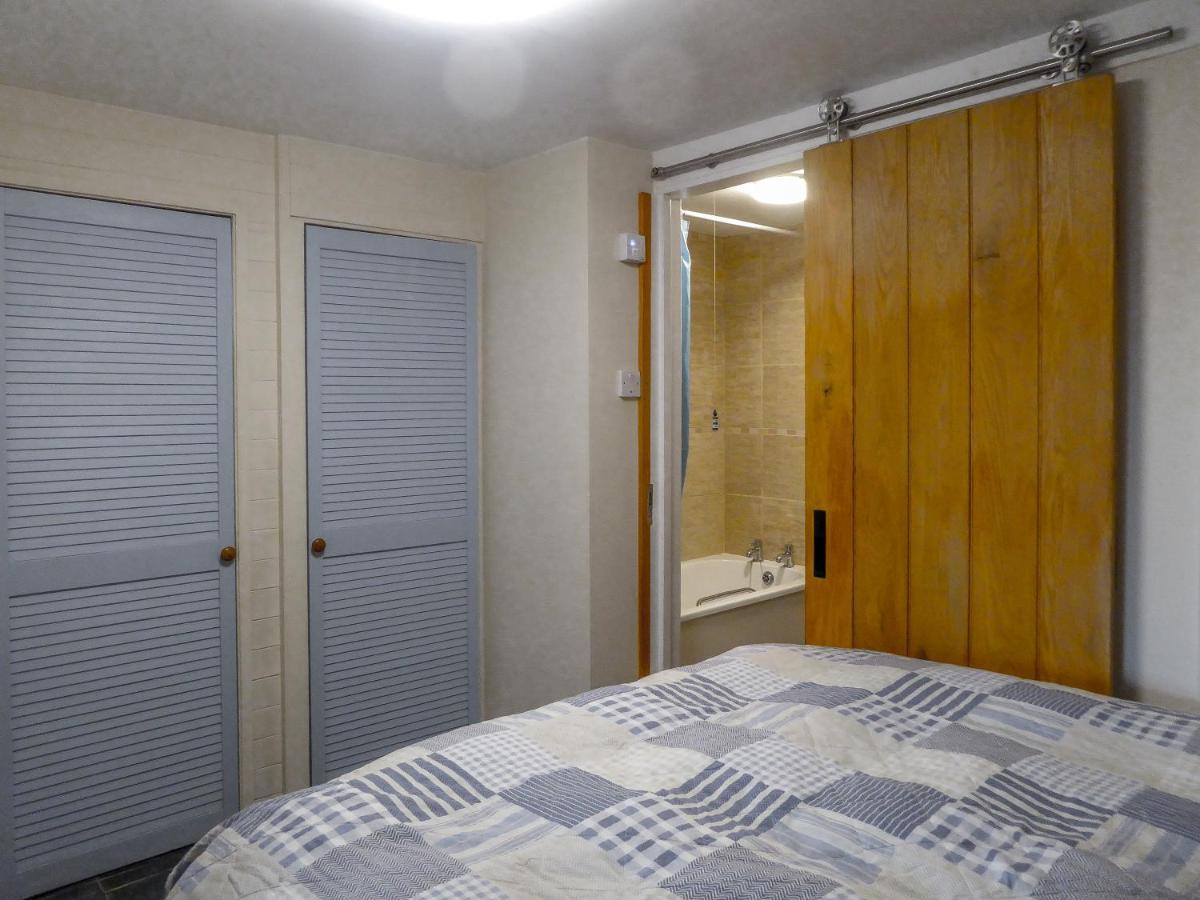 Apartamento Looe Self Catering Exterior foto