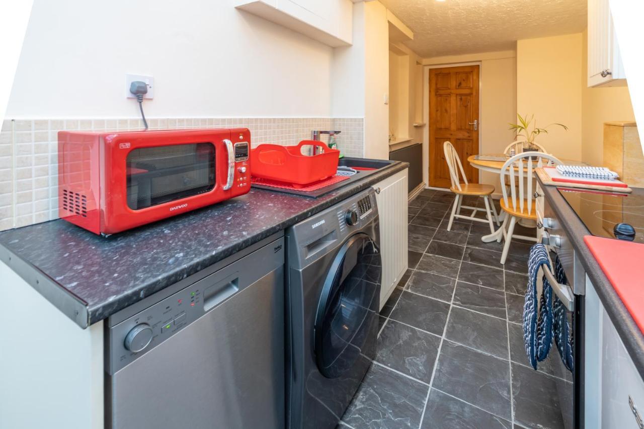 Apartamento Looe Self Catering Exterior foto