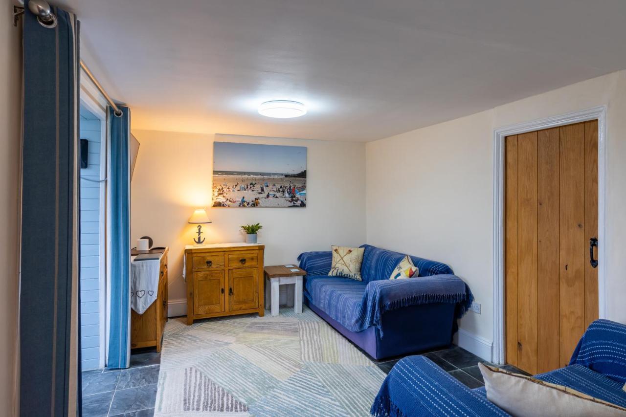 Apartamento Looe Self Catering Exterior foto